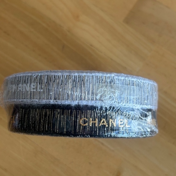 CHANEL Holiday Ribbon 2 Rolls - Picture 4 of 4